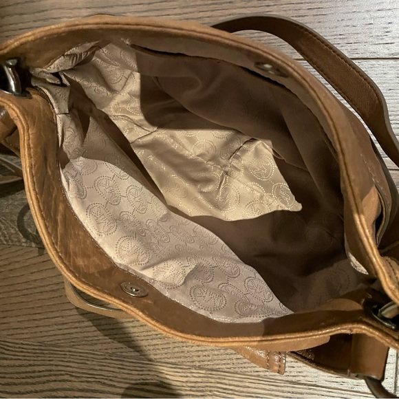 Michael Kors Purse - camel crossbody with short strap - Picture 4 of 4